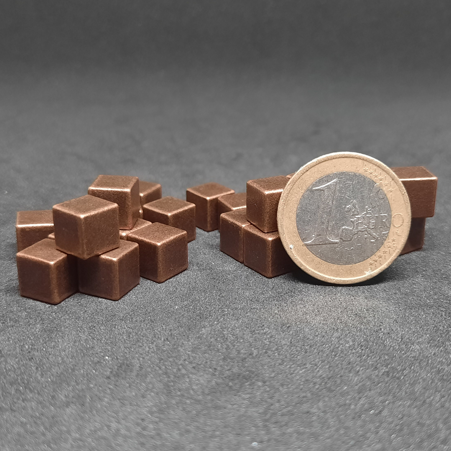 Bronze metal cubes for board games, 8mm