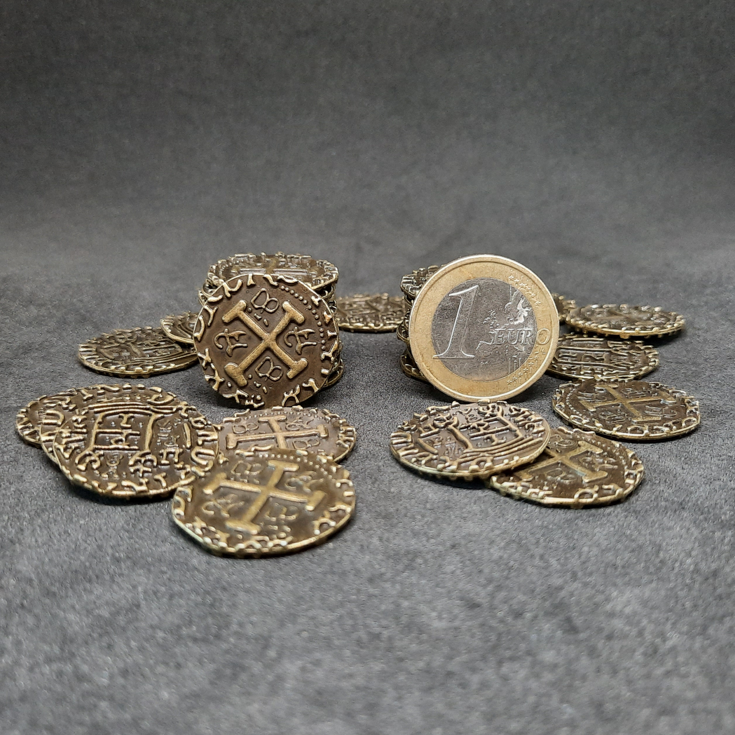 Antique gold pirate metal coins for board games, 20mm and 30mm