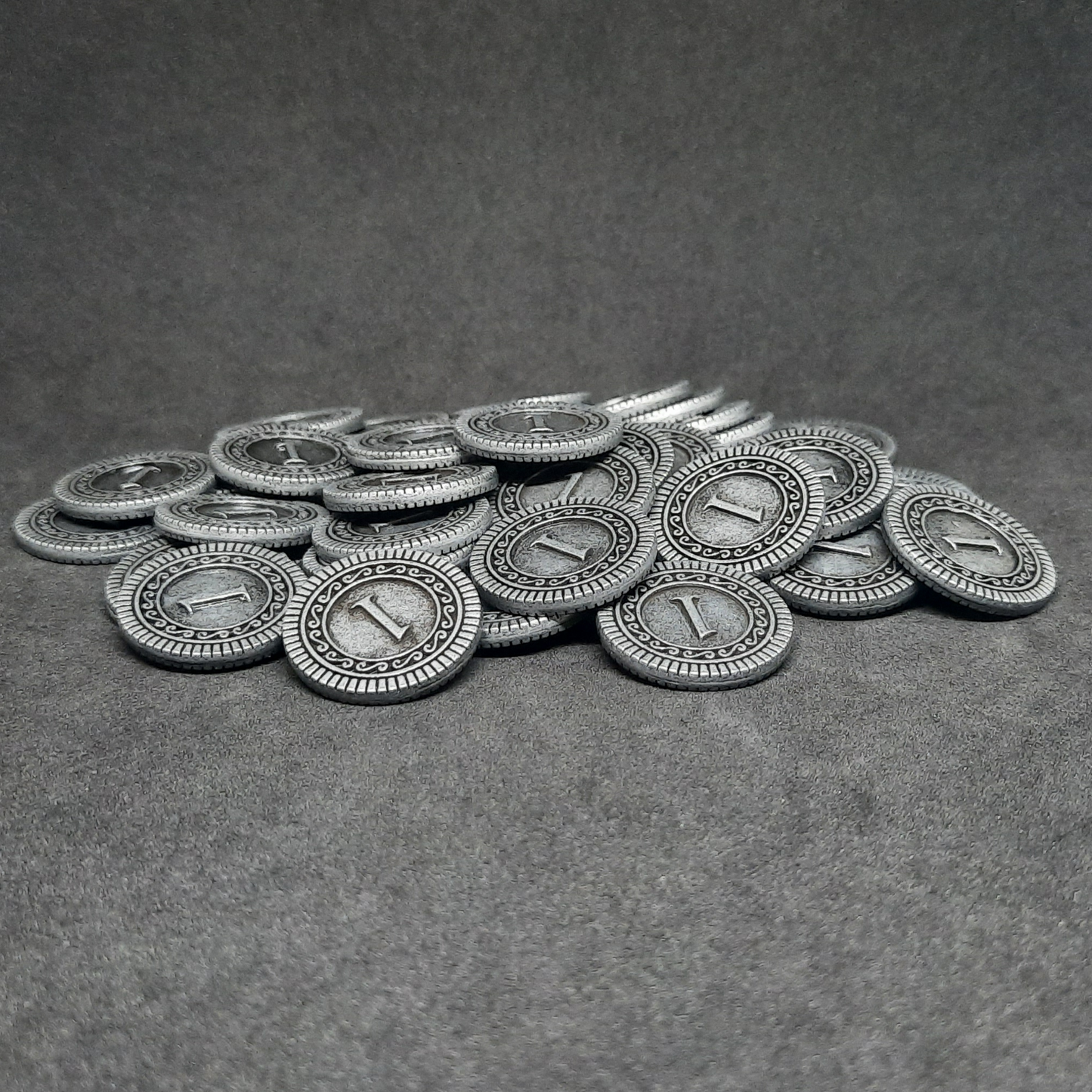 Silver coins, 20mm, of value 1 for board games, role playing games or magic theme party