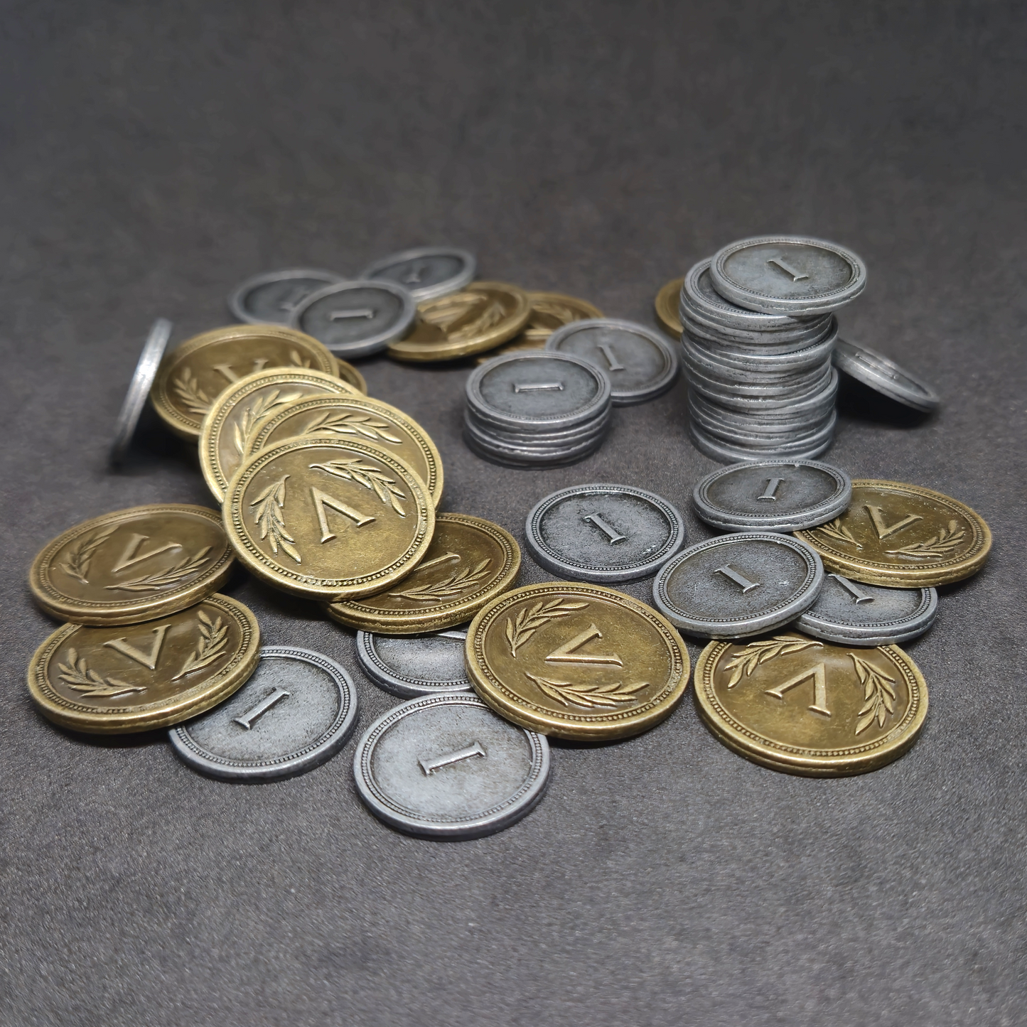 Ensemble de pièces romaines en métal couleur argent et or de valeur 1 et 5 pour jeux de société