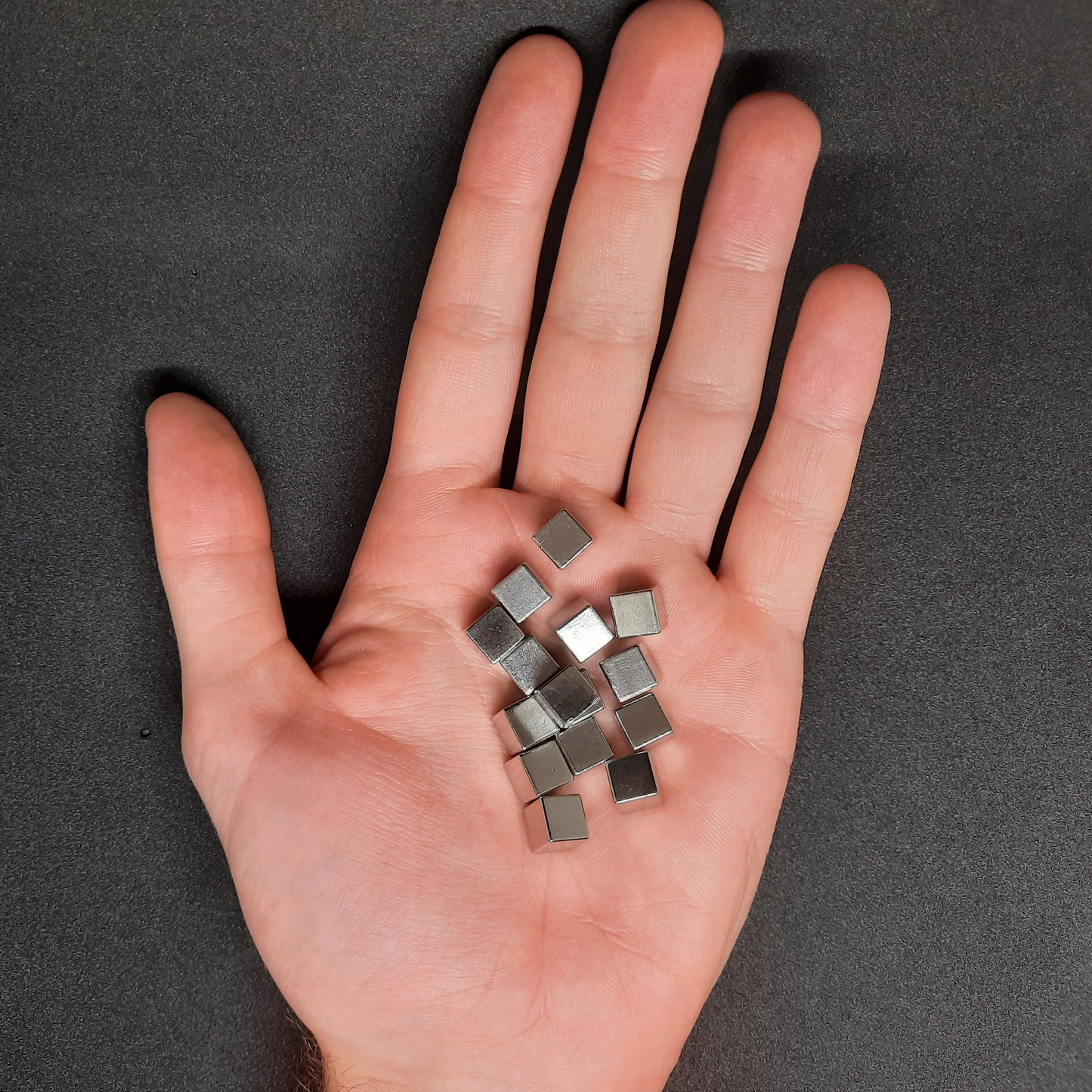 Silver metal cubes for board games, 8mm