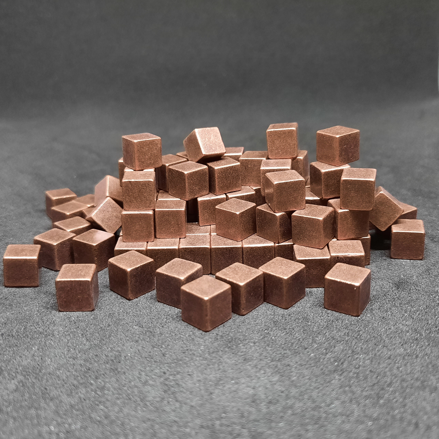 Bronze metal cubes for board games, 7mm