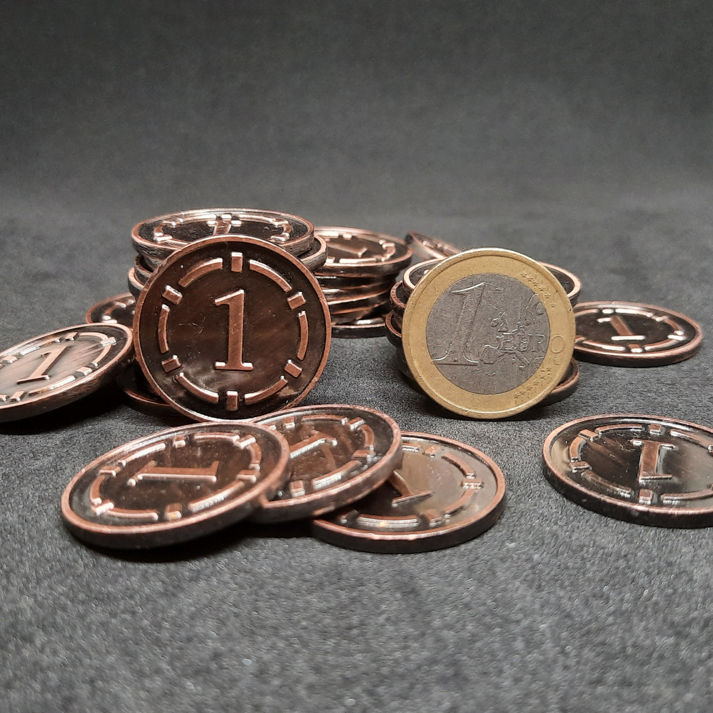 Plated bronze metal coins of value of 1 for board games, 25mm