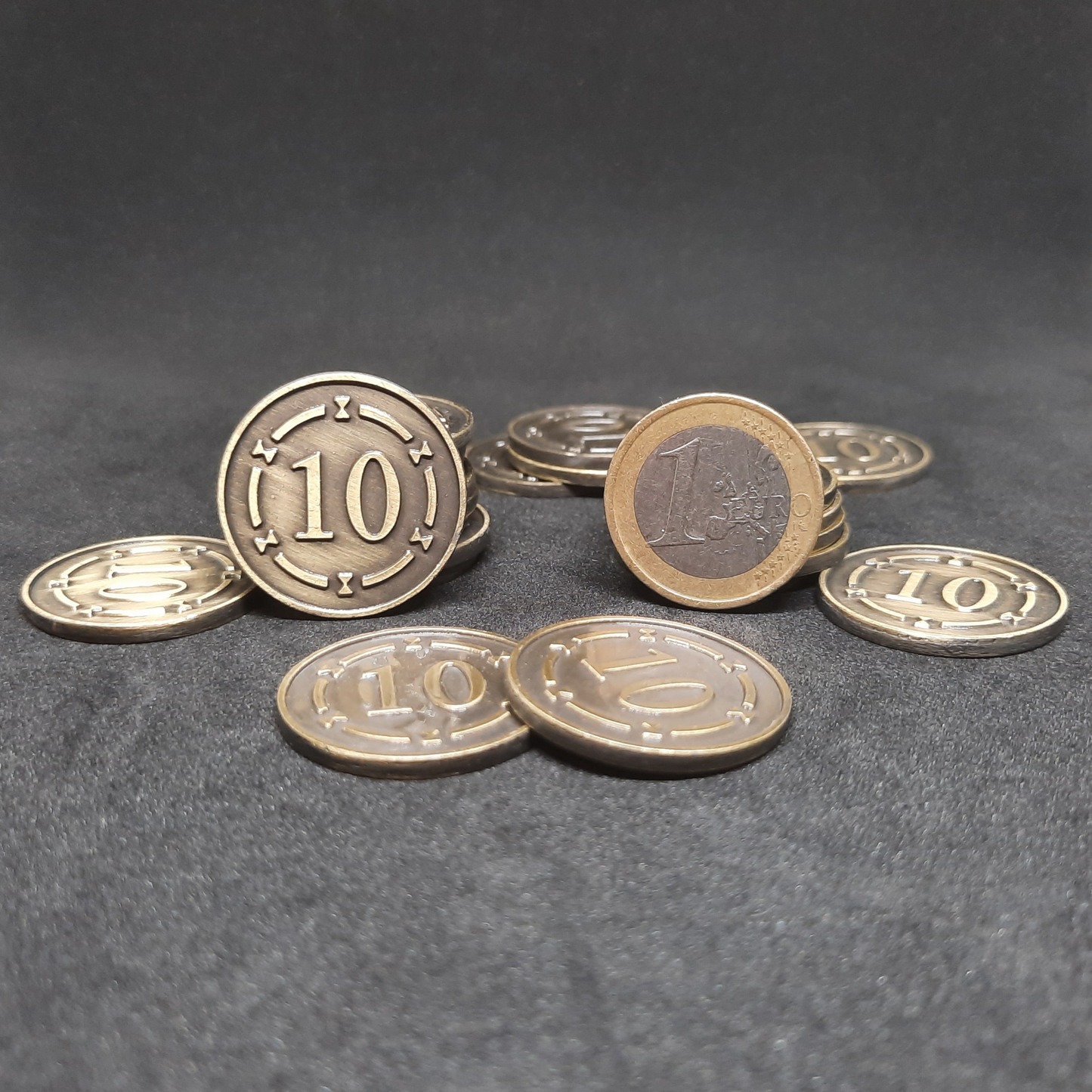 Plated gold metal coins of value 10 for board games, 25mm