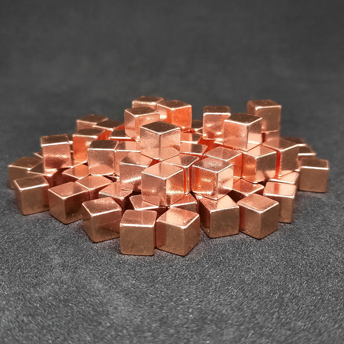 Copper metal cubes for board games, 7mm